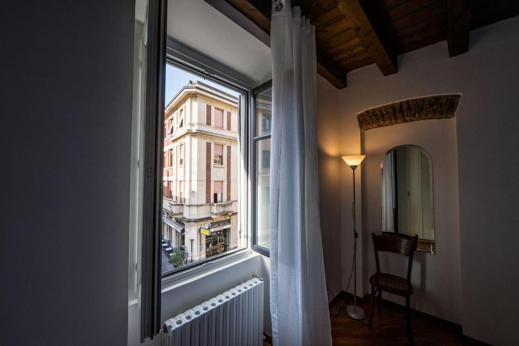 Wonderful Two Floors Apartment Milan Exterior photo