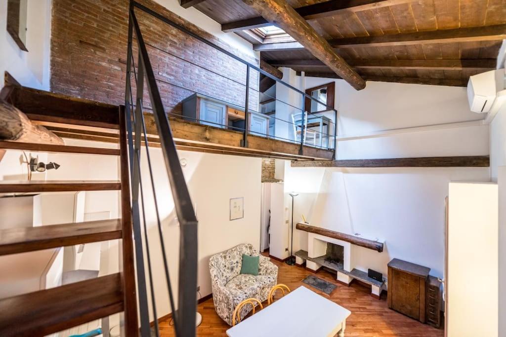 Wonderful Two Floors Apartment Milan Exterior photo